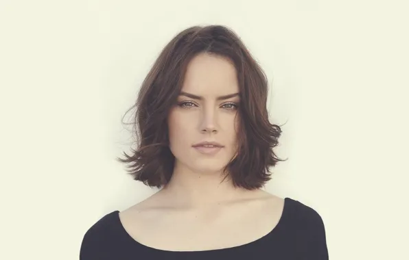 Look, Actress, Daisy Ridley, Daisy Ridley