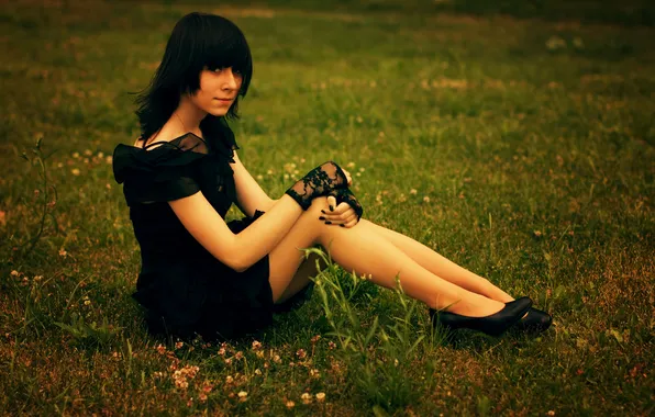 Picture Girl, Photo, Grass, Look, Pose, Dress, Brunette, Sitting
