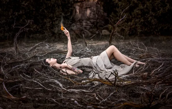 Picture girl, lights, roots