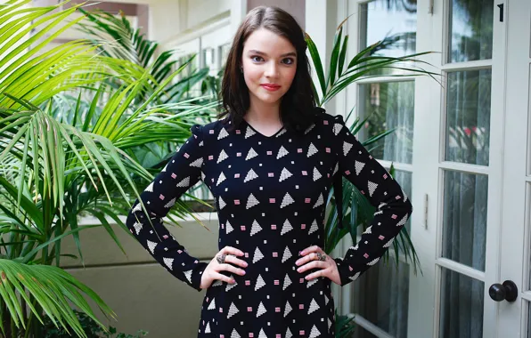 Picture pose, smile, portrait, makeup, dress, actress, brunette, hairstyle