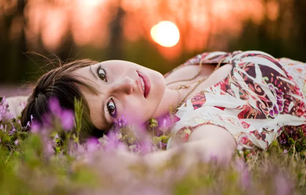 Look, smile, brunette