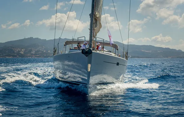 Sea, movement, coast, yacht, nose, sail, mast, the crew