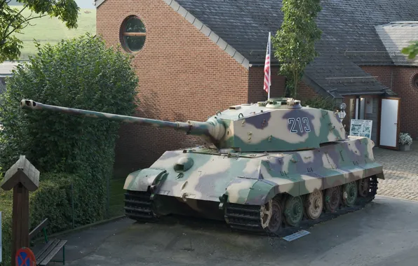 Picture tank, Belgium, The second world war, German, heavy, "Royal tiger", "King tiger", La Gleize