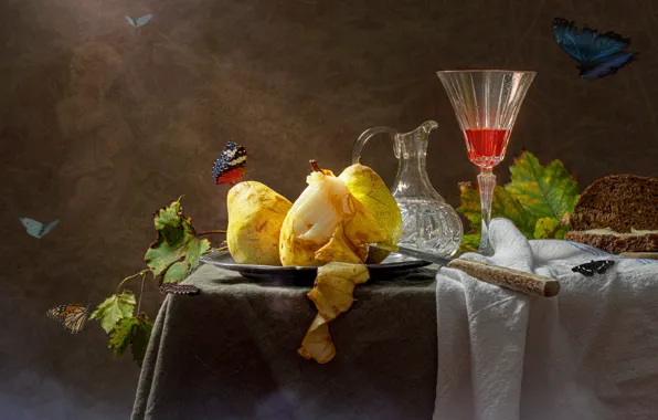 Butterfly, glass, still life, pear
