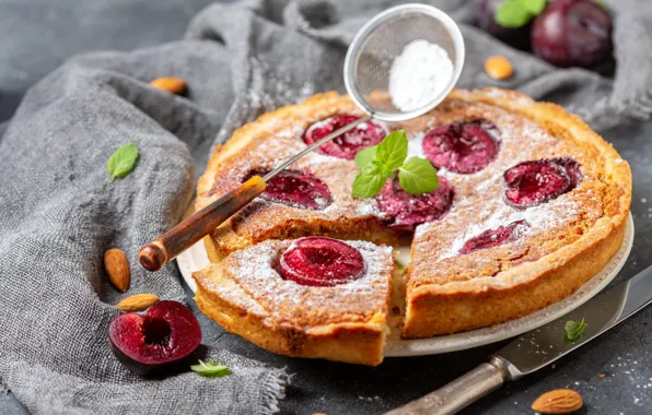 Table, plate, pie, knife, fruit, nuts, plum, mint