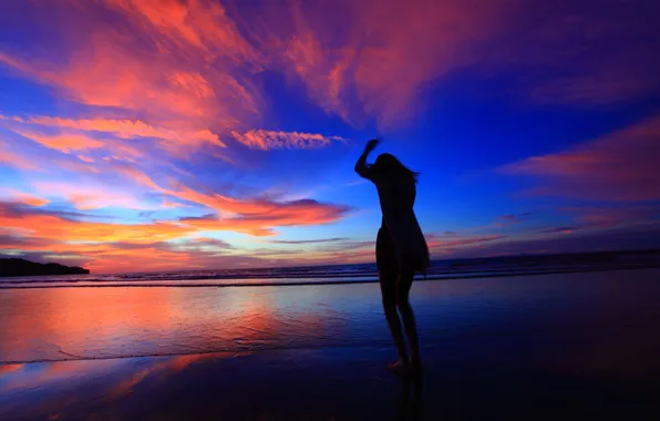 Picture sea, the sky, girl, clouds, sunset, shore, glow