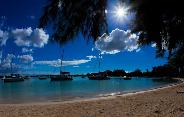 Picture beach, the ocean, yachts, boats, boats, Laguna, Mauritius, Mauritius