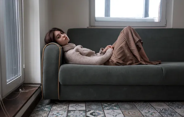 Picture makeup, window, sponge, on the couch, Juliana Naidenova