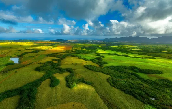 Clouds, Hawaii, USA