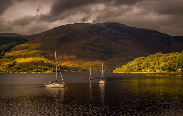 Picture clouds, nature, lake, mountain, boats, river, mountain, boats