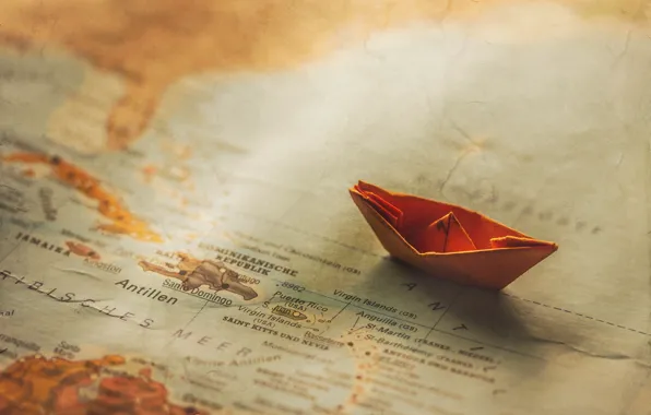 Picture paper, boat, map
