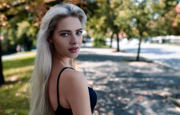 Look, girl, the sun, trees, portrait, makeup, hairstyle, blonde