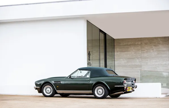 Picture Convertible, Classic car, Aston Martin V8 Vantage Volante
