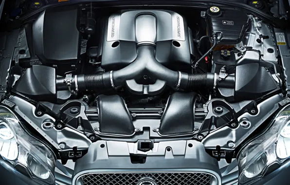 Engine, Jaguar, under the hood