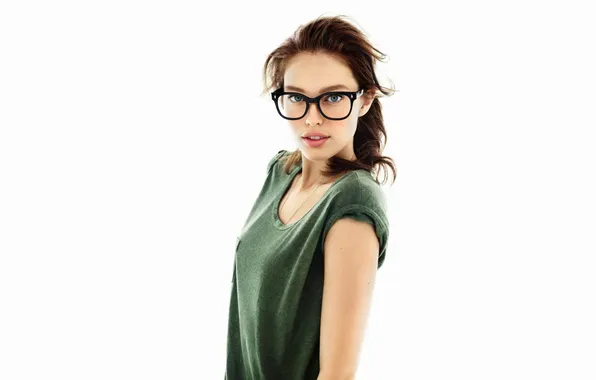 Girl, blue eyes, model, beauty, brunette, glasses, t-shirt, Emily Didonato