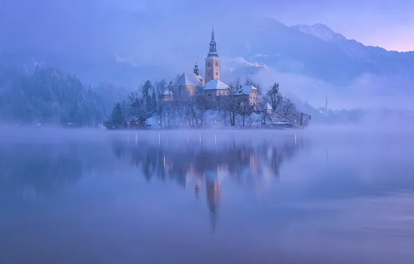 Picture mountains, fog, the evening, morning, lake bled