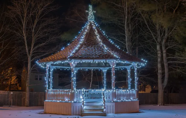 Picture lights, the evening, garland, gazebo