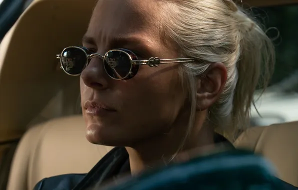 Portrait, glasses, the series, Braid, the investigator, Linda Lapins, Linda Lapins, Eva Kaidas