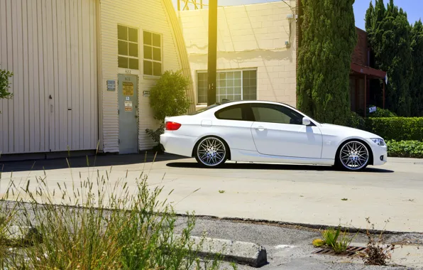 Picture BMW, BMW, white, white, E92, 328i, The 3 series, MRR Wheels