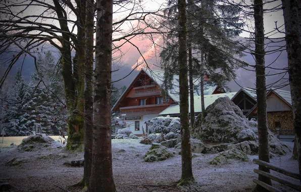 Winter, forest, snow, mountains, house, house, cottage, mansion