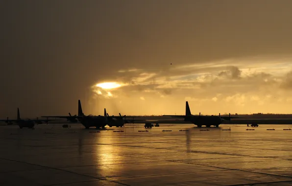 Sunset, New York, the evening, the airfield, aircraft, military transport