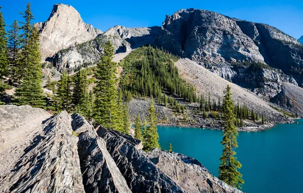 The sky, trees, mountains, lake, Canada, Albert, Moraine Lake, valley of the ten peaks.