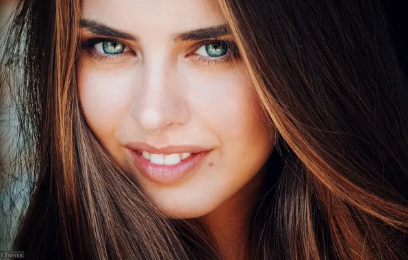 Look, close-up, face, smile, model, portrait, makeup, hairstyle