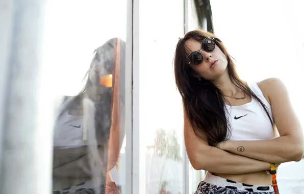 Picture reflection, window, glasses, singer, electronic music, model, indie pop, soul