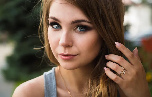 Look, girl, close-up, face, portrait, hands, makeup, hairstyle