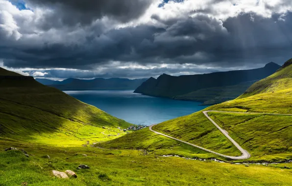 Mountains, lake, the slopes