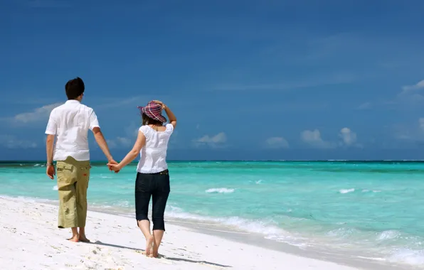 Picture beach, the ocean, romance, walk, two