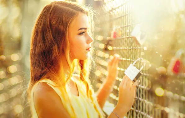 GIRL, The FENCE, Sergey Piltnik, LOCKS, Photographer Sergey Piltnik