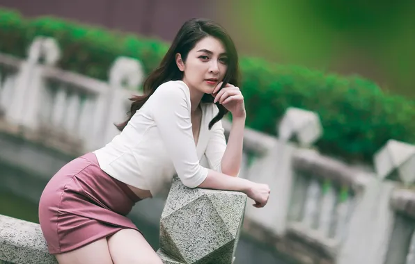 Look, pose, model, skirt, portrait, hands, makeup, figure
