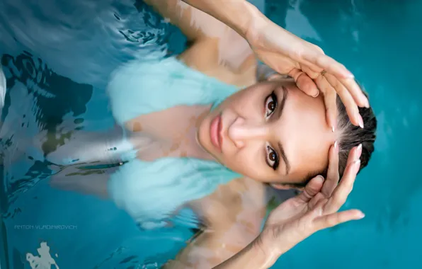 Picture look, water, girl, face, hands, Anton Vladimirovich