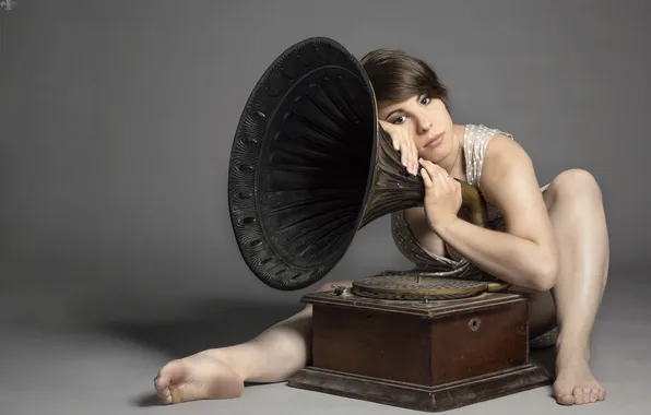 Girl, pose, gramophone