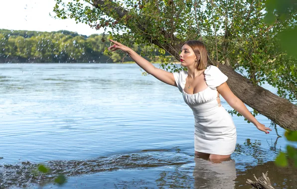 Water, squirt, tree, dress, neckline, trunk, Laurie