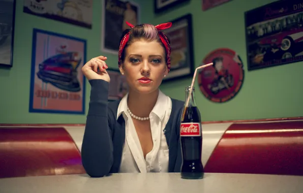 Girl, retro, table, necklace, hands, lips, Coca-Cola, diner