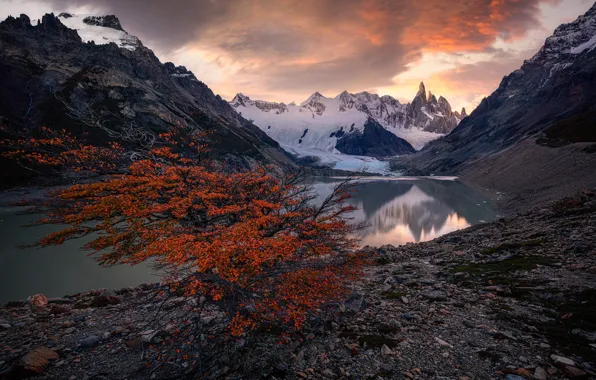 Autumn, clouds, snow, sunset, mountains, pebbles, lake, tree