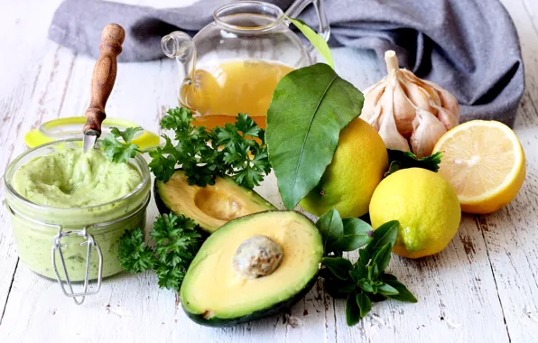 Lemon, oil, sauce, parsley, garlic, avocado