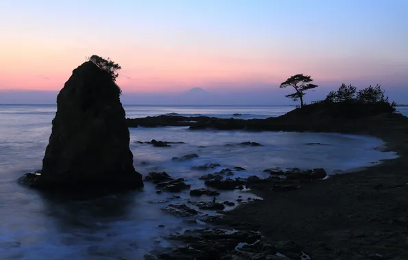 Picture the sky, rocks, shore, Japan