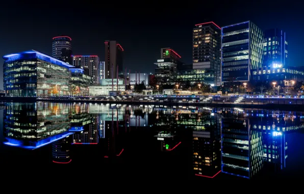 Picture night, the city, Manchester