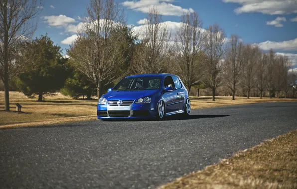 Picture autumn, trees, blue, tuning, volkswagen, Golf, R32, golf
