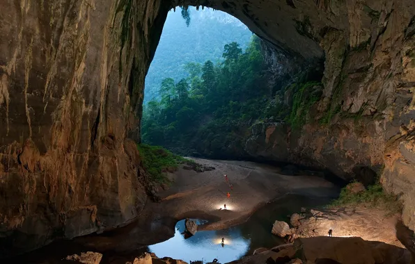 Picture cave, Vietnam, Son Doong Cave