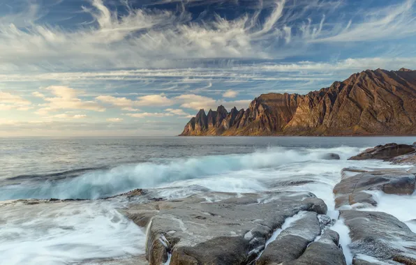 Sea, landscape, mountains