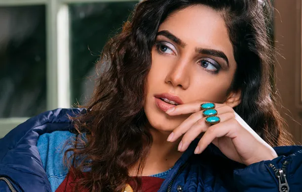 Girl, hot, sexy, eyes, smile, beautiful, figure, model