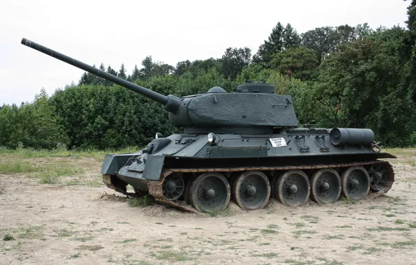 Picture tank, Soviet, average, T-34-85