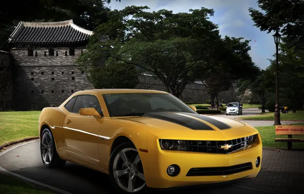 Picture road, yellow, the city, speed, shadow, power, camaro, chevrolet