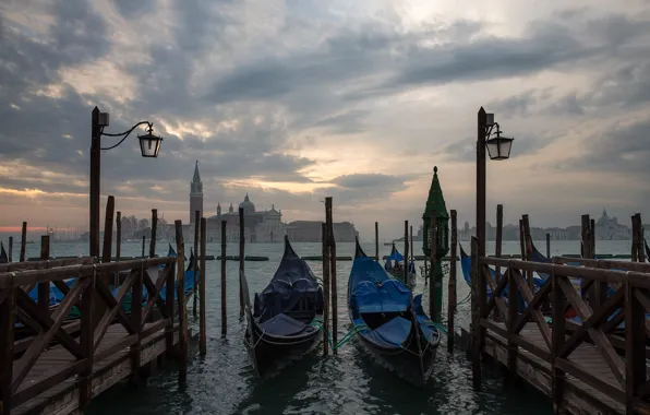 Clouds, clouds, the city, overcast, shore, Marina, dal, boats