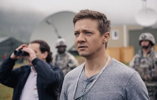 Picture frame, glasses, t-shirt, Jeremy Renner, Jeremy Renner, Arrival, Arrival