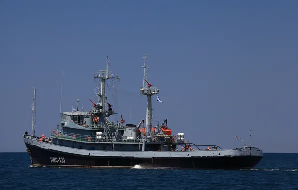 The ship, rescue, PZHS-123, fire department